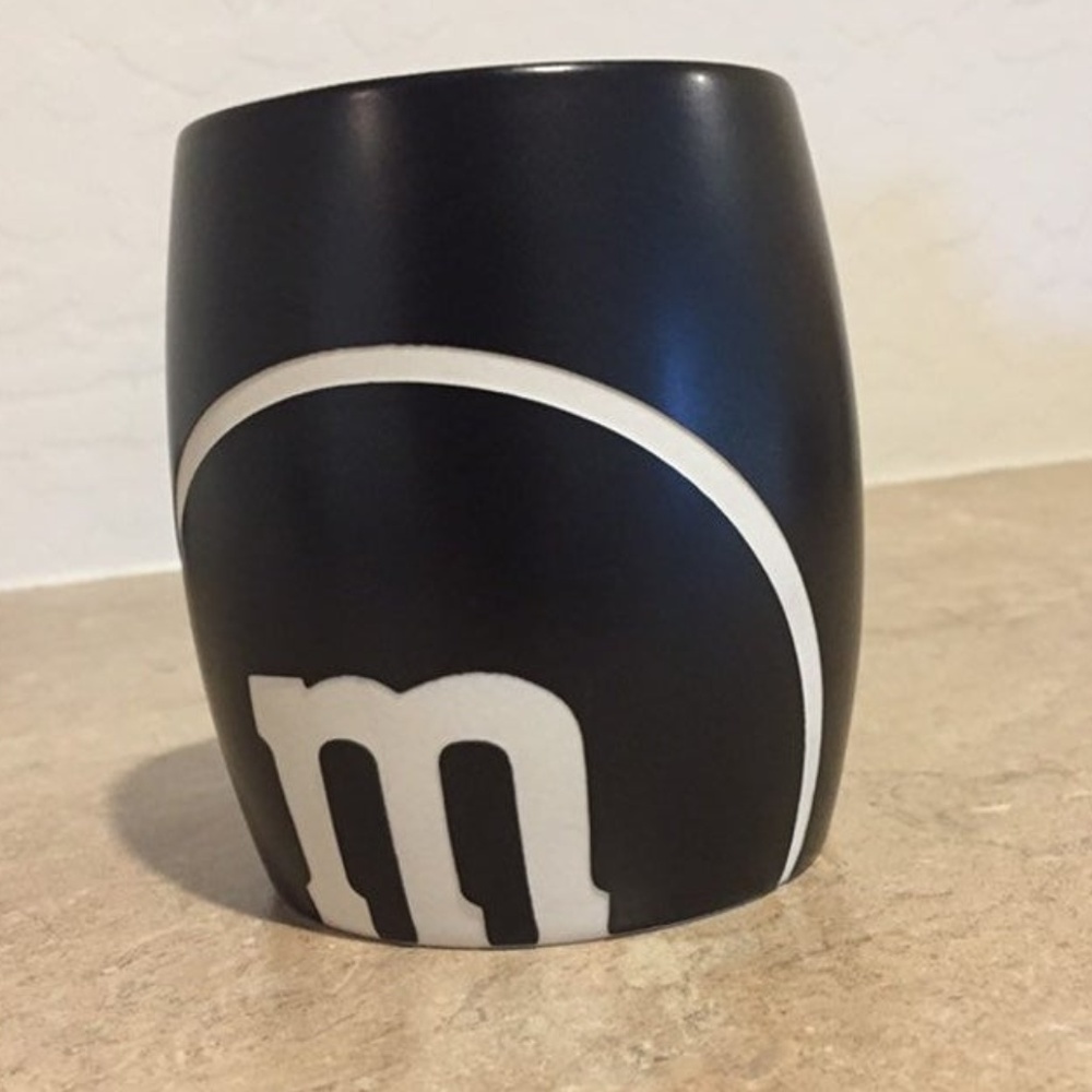 M&M Mars MM Coffee Mug Tea Cup Black Large "M"